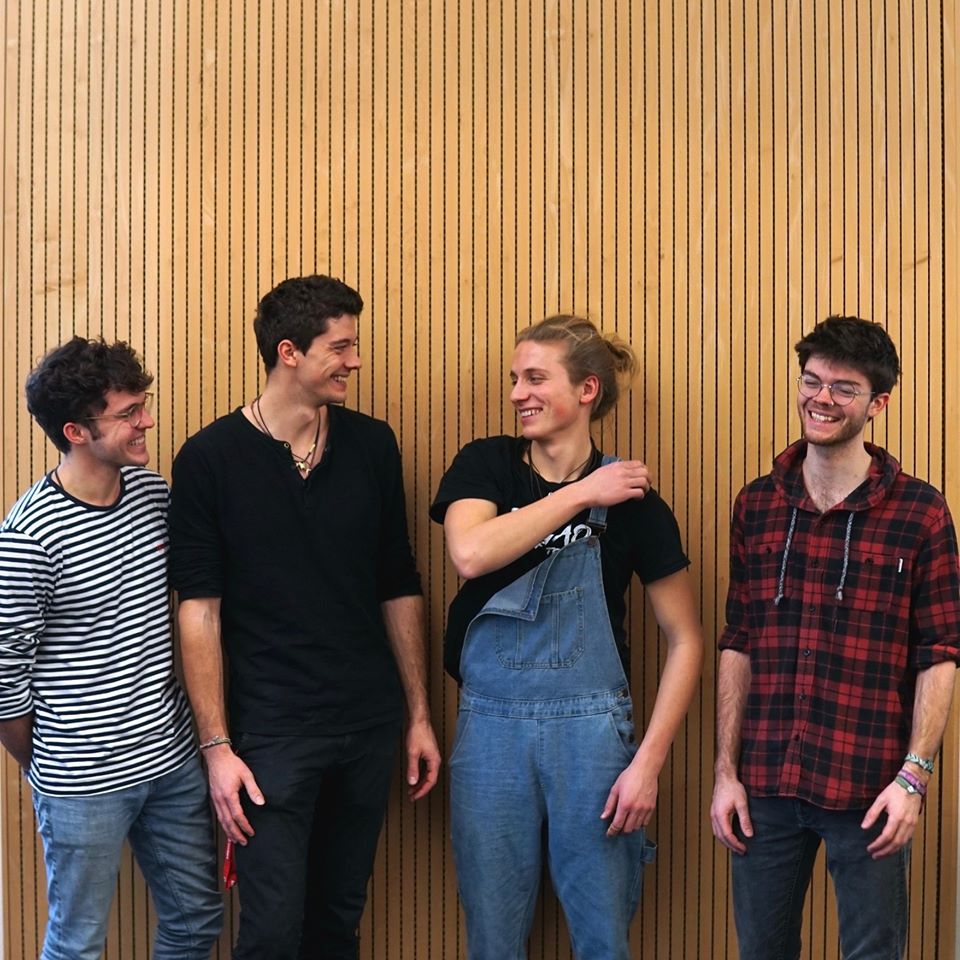 Julian Rathke & the spinning Wheels